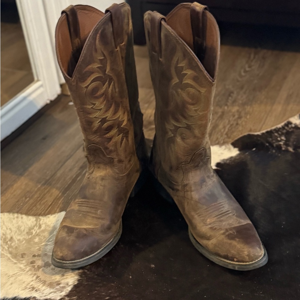 Justin Boots Brown Western Boots - Picture 2 of 5